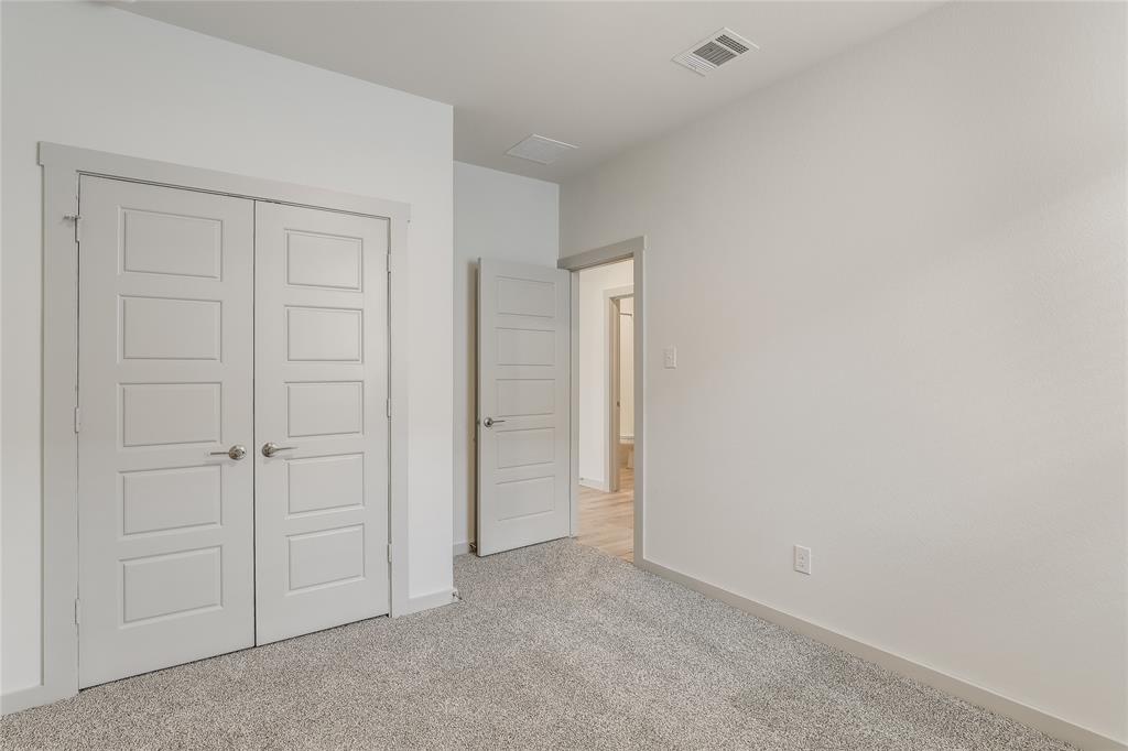 341 Wilshire Road San Marcos, TX 78666 - Photo 6 of 38