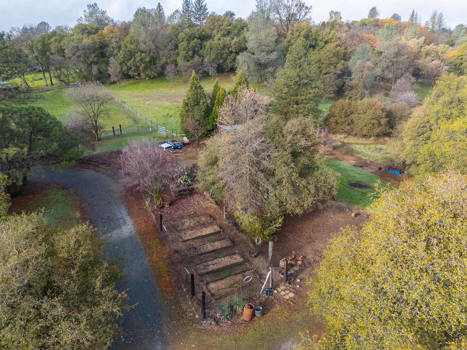 10988 Pleasant Valley Road Penn Valley, CA 95946 - Photo 11 of 90