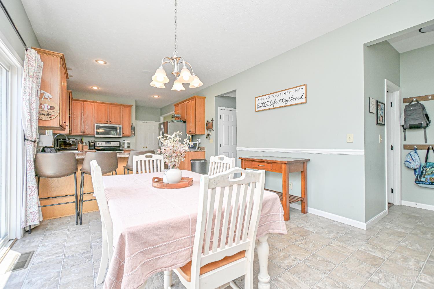 8195 Jordan Ridge Drive Cleves, OH 45002 - Photo 9 of 35
