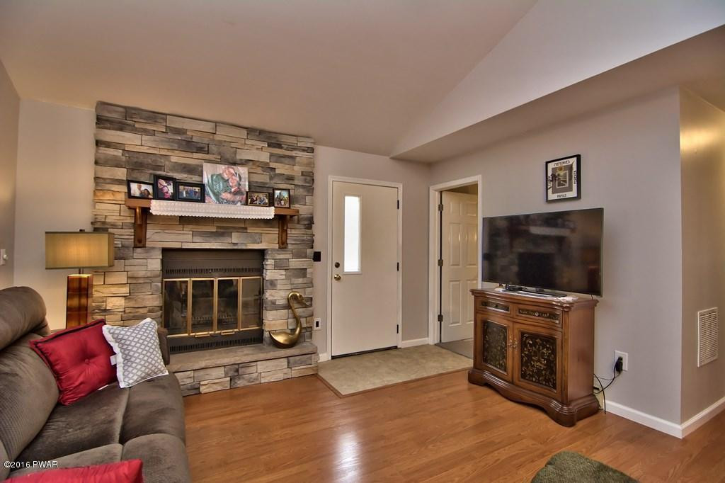 884 Deerfield Road Lake Ariel, PA 18436 - Photo 13 of 59