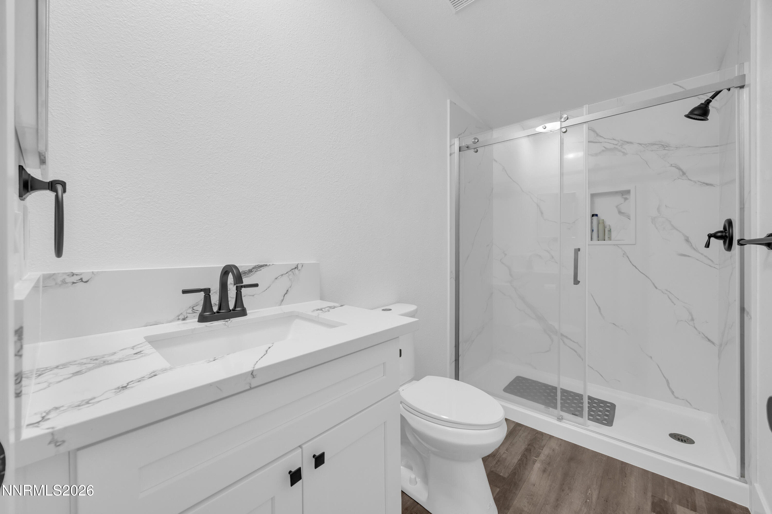 2598 Whiskey Springs Road Reno, NV 89510 - Photo 18 of 32 35_img_5323