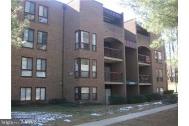 11228 Chestnut Grove Square, Unit 229 Reston, VA 20190 - Photo 15 of 15 Exterior (Front)