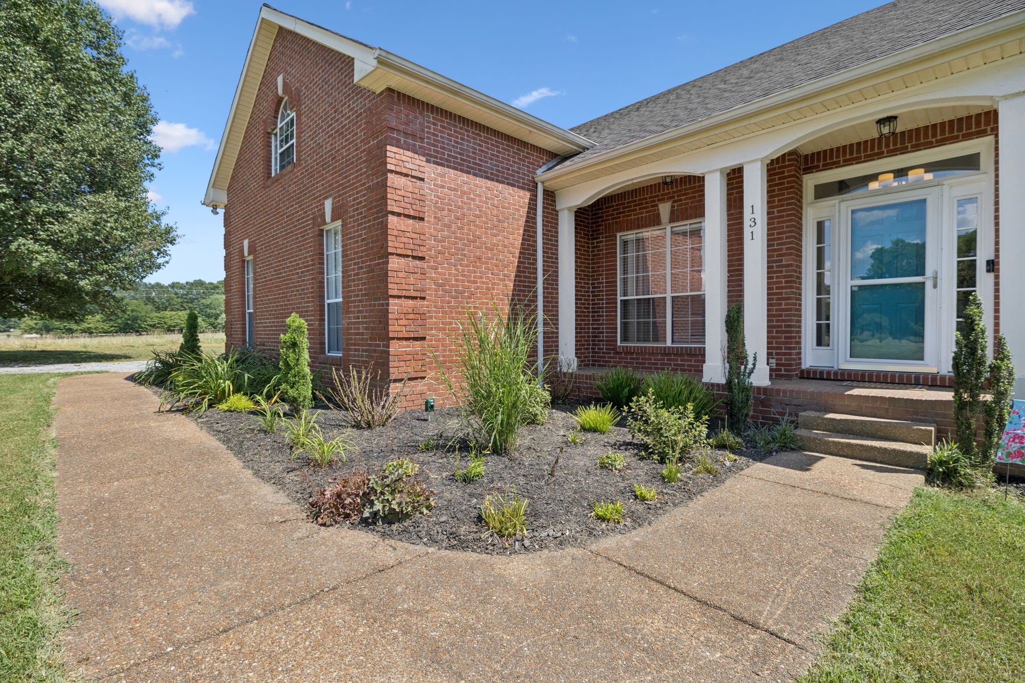 131 East Robertson Road Castalian Springs, TN 37031 - Photo 4 of 72 Gallery Image 4