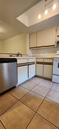 $1,495 | 5428 Southwest 4th Place, Gainesville, FL 32607