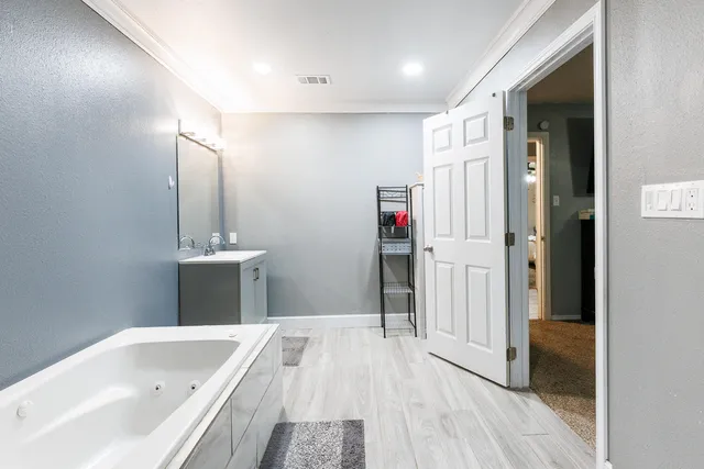 $319,999 | 3405 78th Drive, Lubbock, TX 79423