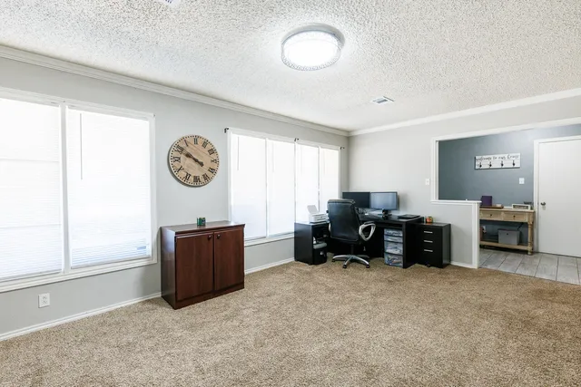 $319,999 | 3405 78th Drive, Lubbock, TX 79423