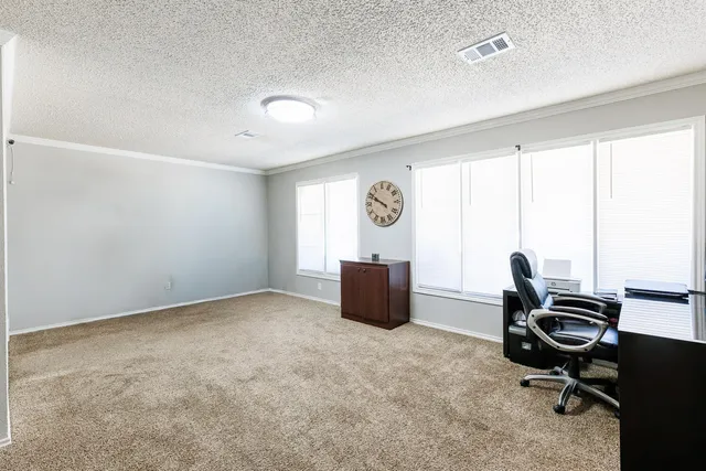 $319,999 | 3405 78th Drive, Lubbock, TX 79423