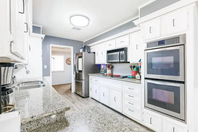 $319,999 | 3405 78th Drive, Lubbock, TX 79423