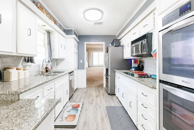 $319,999 | 3405 78th Drive, Lubbock, TX 79423