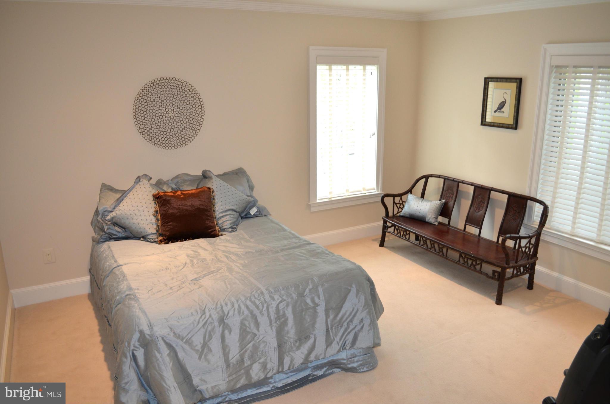 2009 Roundhouse Road Vienna, VA 22181 - Photo 17 of 30 Bedroom