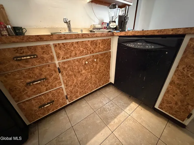 $240,000 | 17 Dix Avenue, Glens Falls, NY 12801