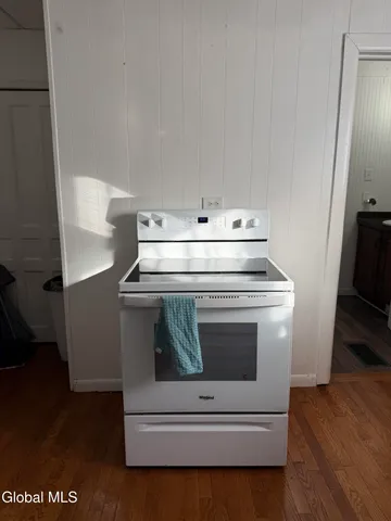 $240,000 | 17 Dix Avenue, Glens Falls, NY 12801