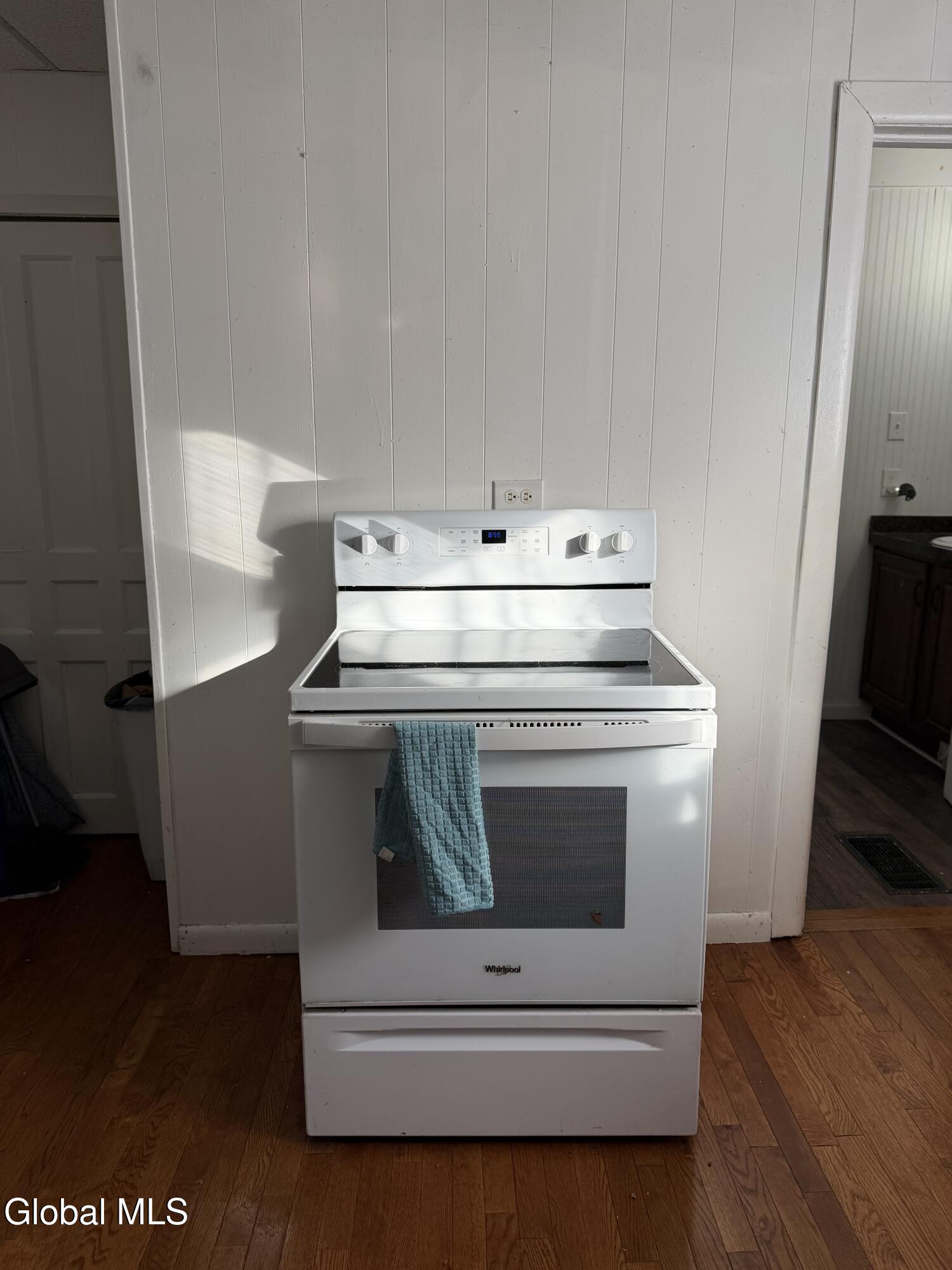 17 Dix Avenue Glens Falls, NY 12801 - Photo 6 of 38 IMG_8643