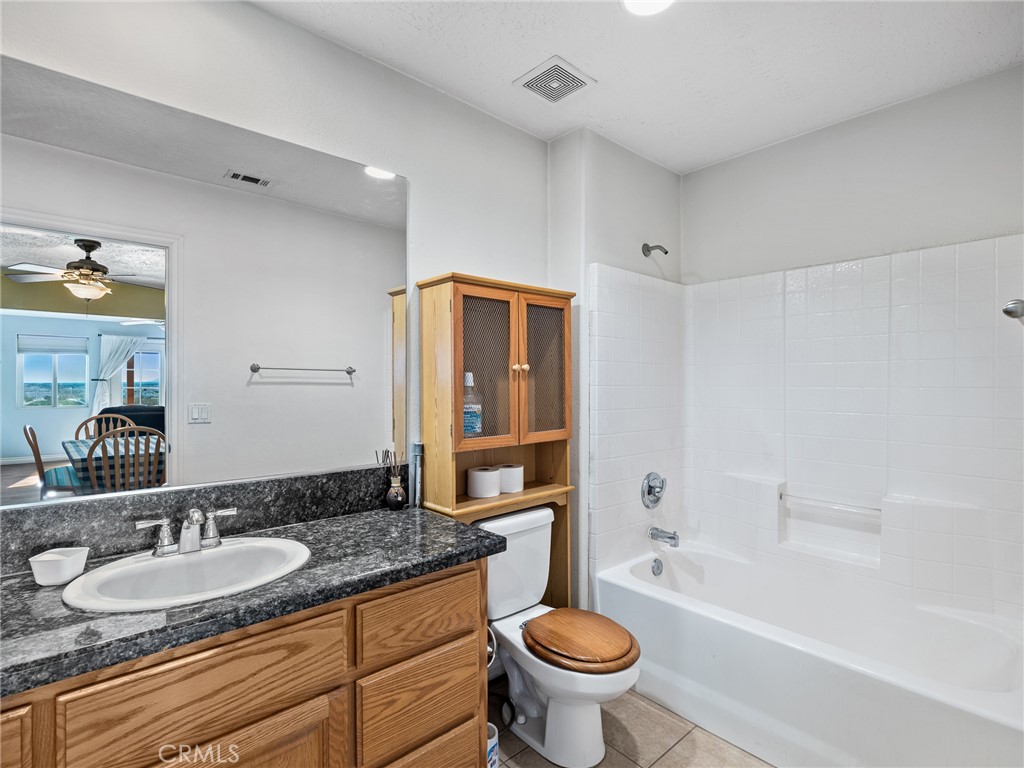 13850 Night Shade Road Apple Valley, CA 92307 - Photo 33 of 75