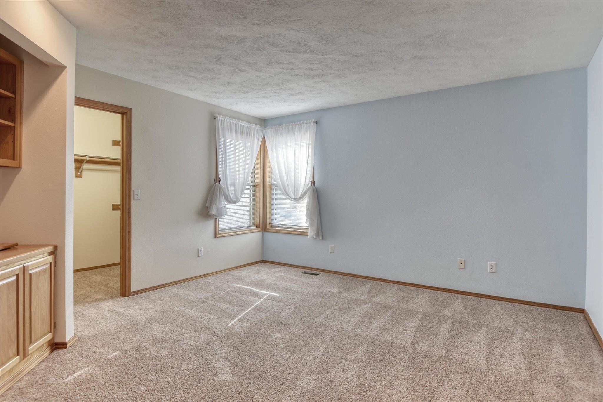 3023 Winthrop Lane Spokane, WA 99203 - Photo 32 of 48