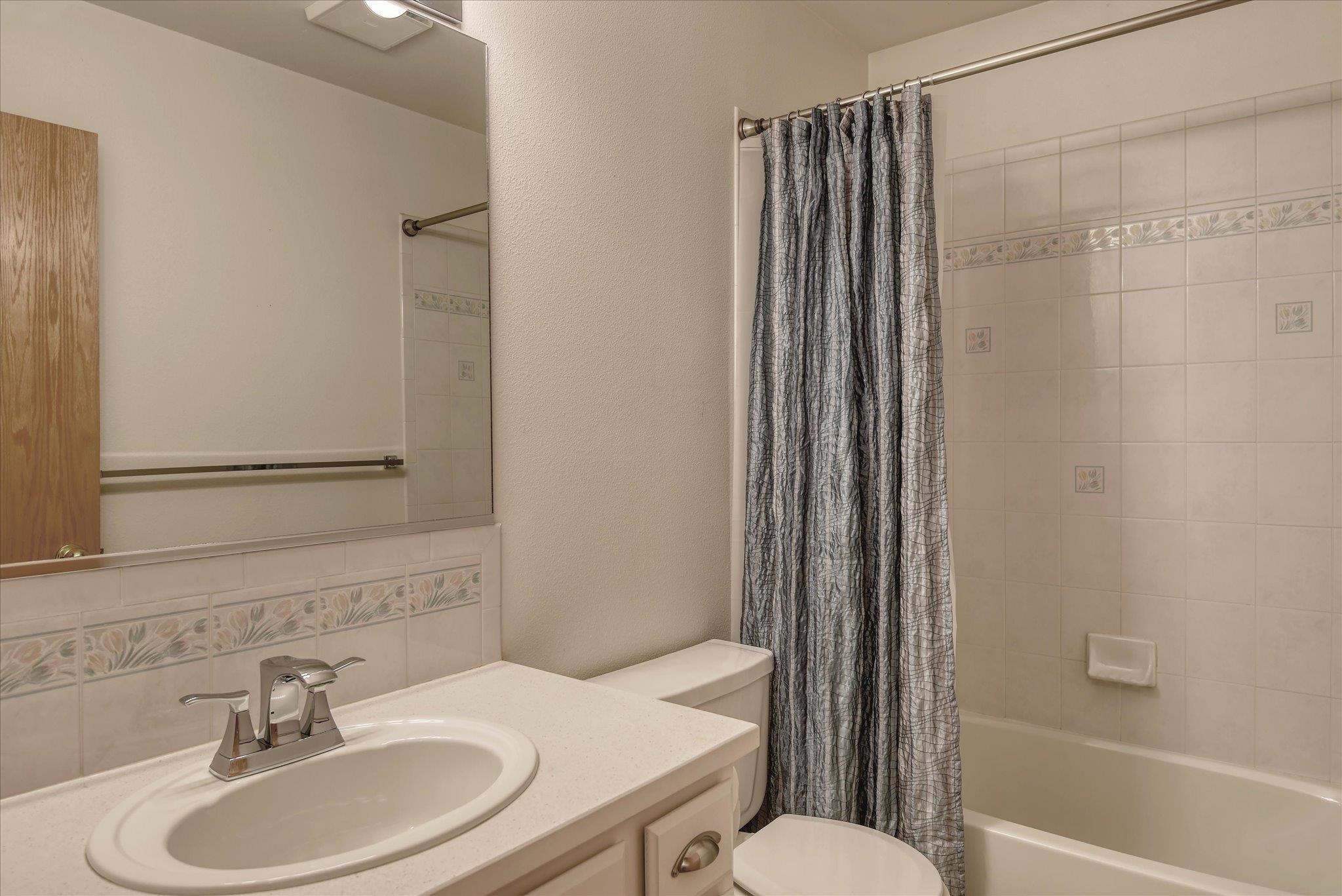 3023 Winthrop Lane Spokane, WA 99203 - Photo 43 of 48