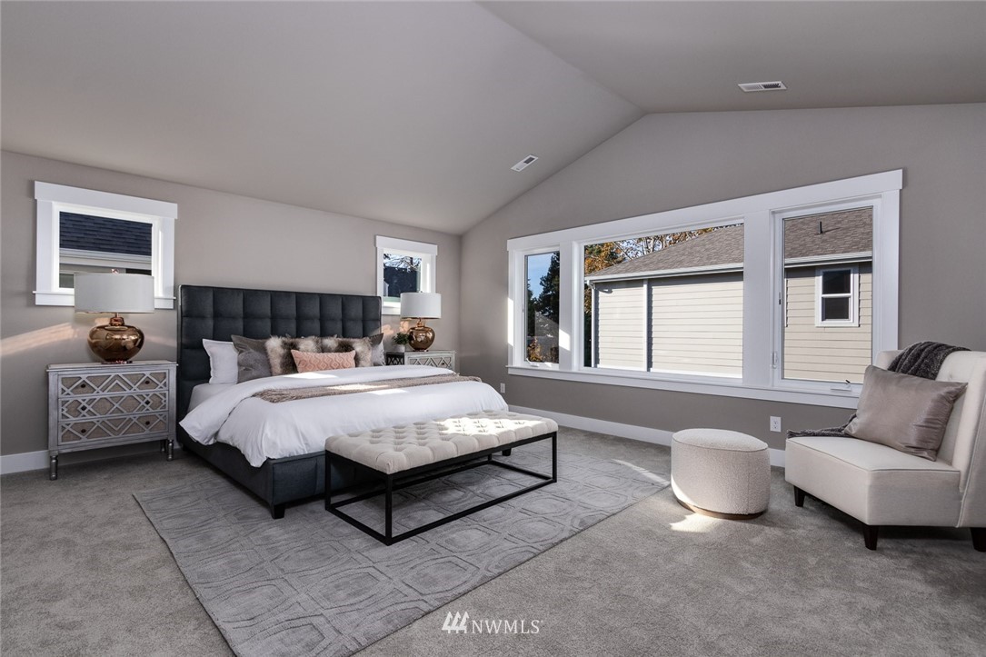 563 Ilwaco Avenue Northeast Renton, WA 98059 - Photo 14 of 26 Gallery Image 14