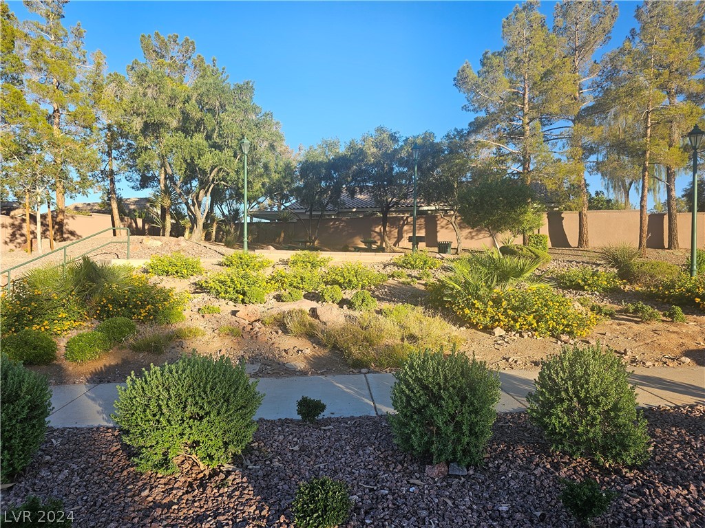 1968 Flagstone Ranch Lane Henderson, NV 89012 - Photo 27 of 53 Community park