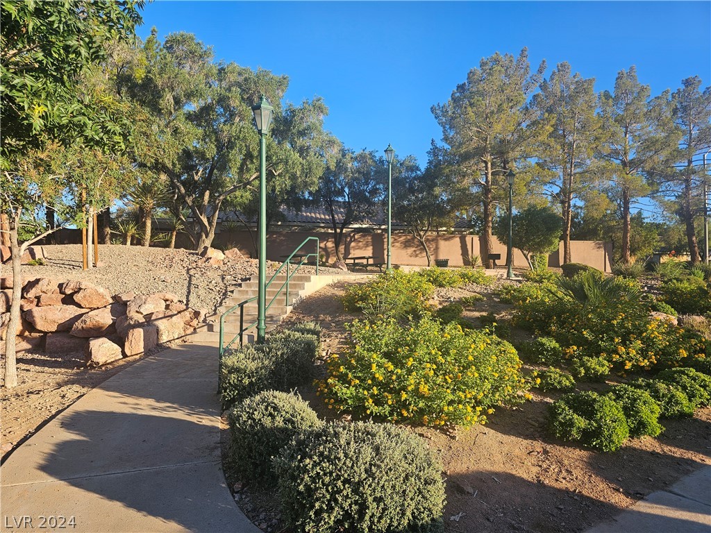1968 Flagstone Ranch Lane Henderson, NV 89012 - Photo 28 of 53 Community park