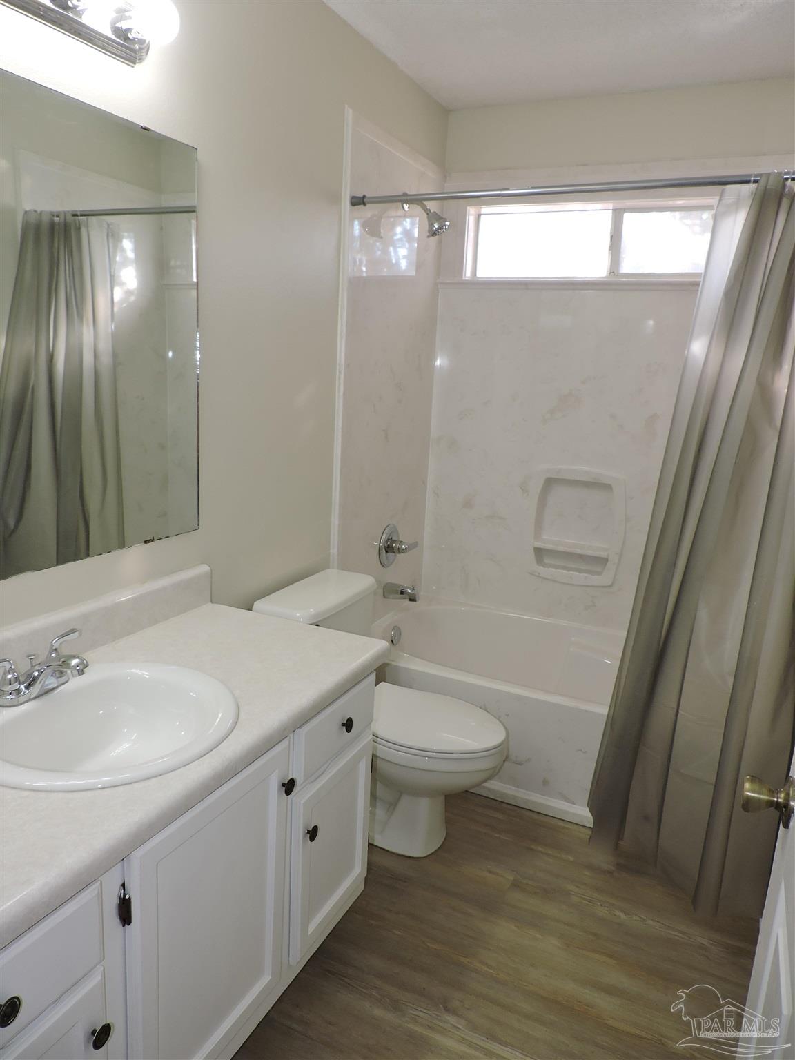 1160 Sweetbriar Street Cantonment, FL 32533 - Photo 21 of 29