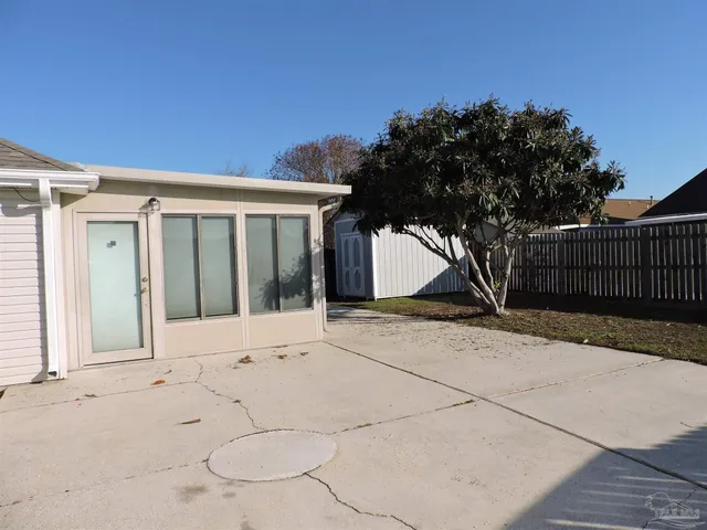 $1,550 | 1160 Sweetbriar Street, Cantonment, FL 32533