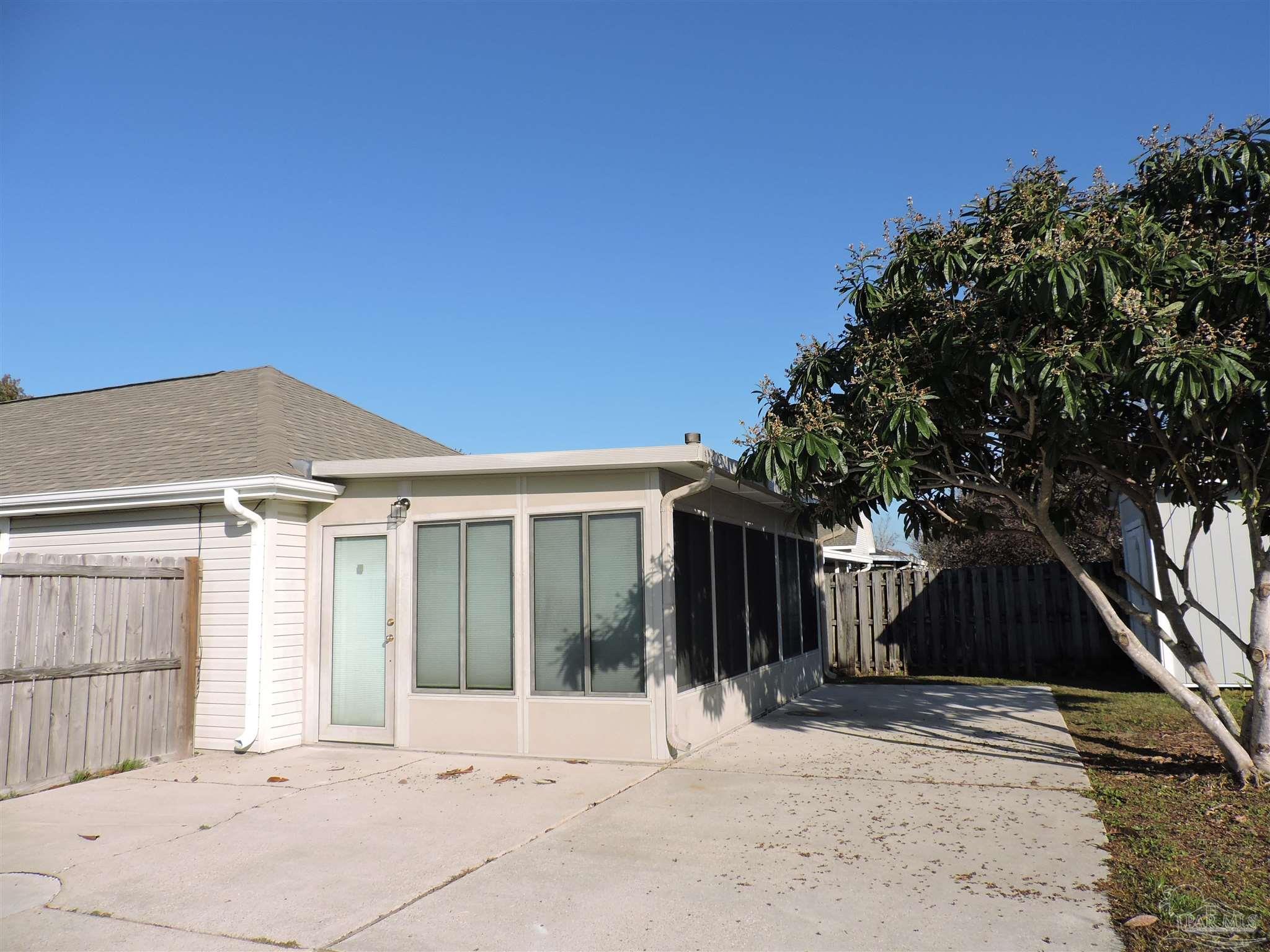 1160 Sweetbriar Street Cantonment, FL 32533 - Photo 27 of 29