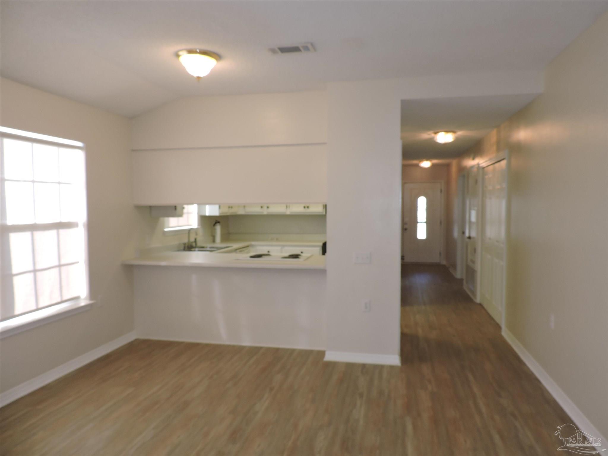 1160 Sweetbriar Street Cantonment, FL 32533 - Photo 7 of 29