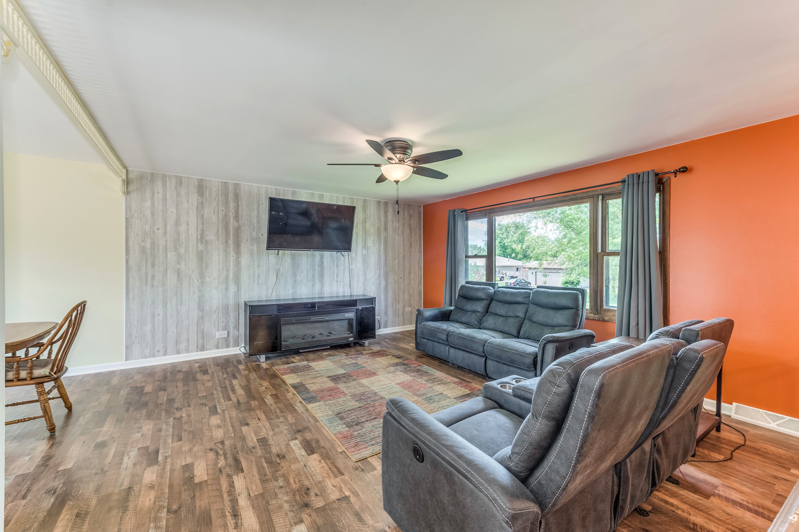 716 South Cooper Road New Lenox, IL 60451 - Photo 5 of 29