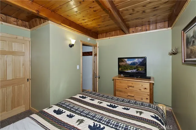 $674,900 | 596 Summit Boulevard, Big Bear Lake, CA 92315