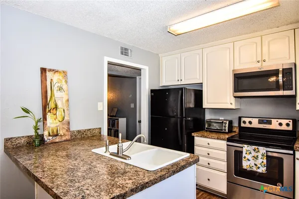 $243,000 | 2202 Stagecoach Trail, Temple, TX 76502