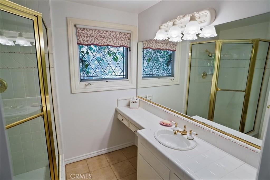 19201 Castlebay Lane Porter Ranch, CA 91326 - Photo 11 of 32