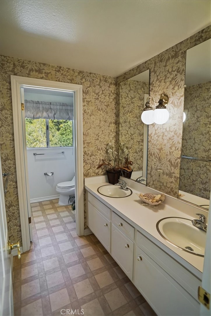 19201 Castlebay Lane Porter Ranch, CA 91326 - Photo 22 of 32