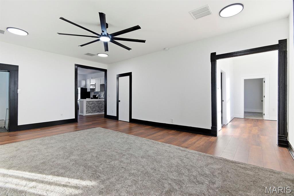 120 Clay Street Mexico, MO 65265 - Photo 11 of 44