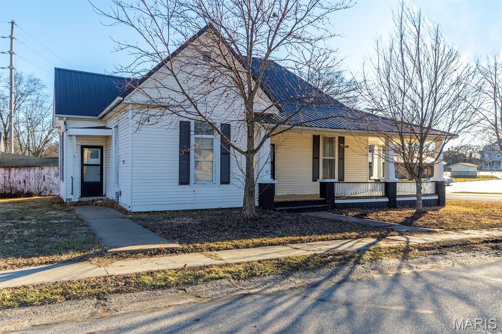 120 Clay Street Mexico, MO 65265 - Photo 2 of 44