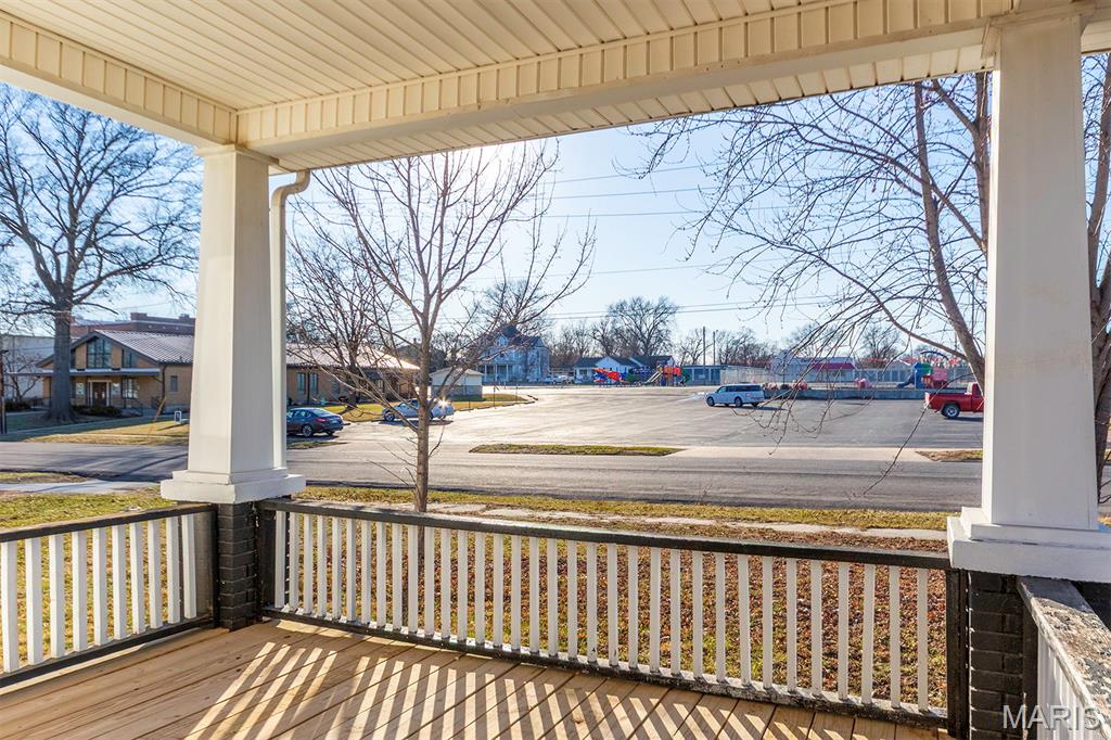 120 Clay Street Mexico, MO 65265 - Photo 4 of 44