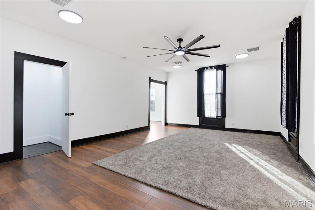 120 Clay Street Mexico, MO 65265 - Photo 10 of 44