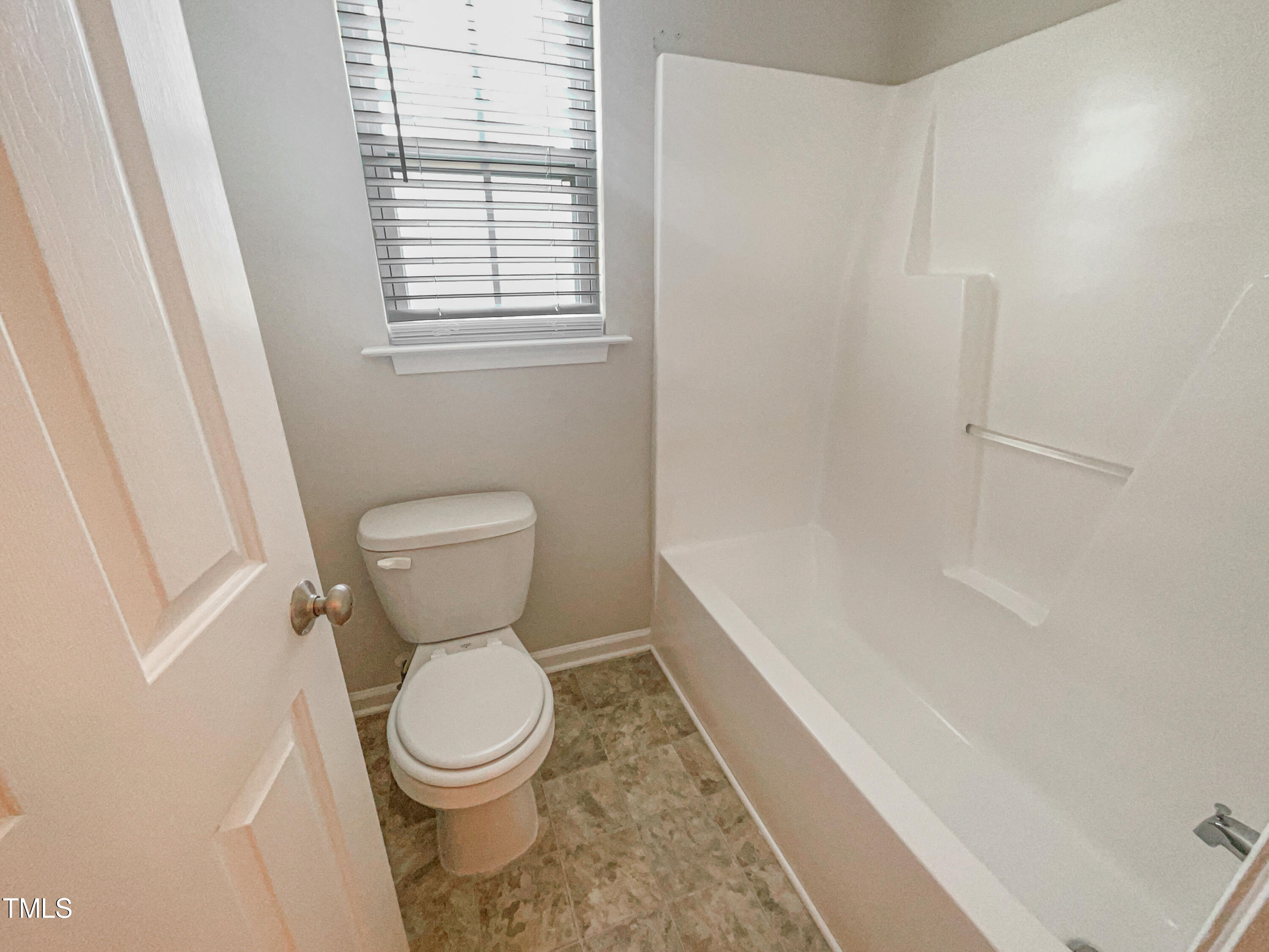 5206 Chipstone Drive Raleigh, NC 27610 - Photo 16 of 17 listing_15