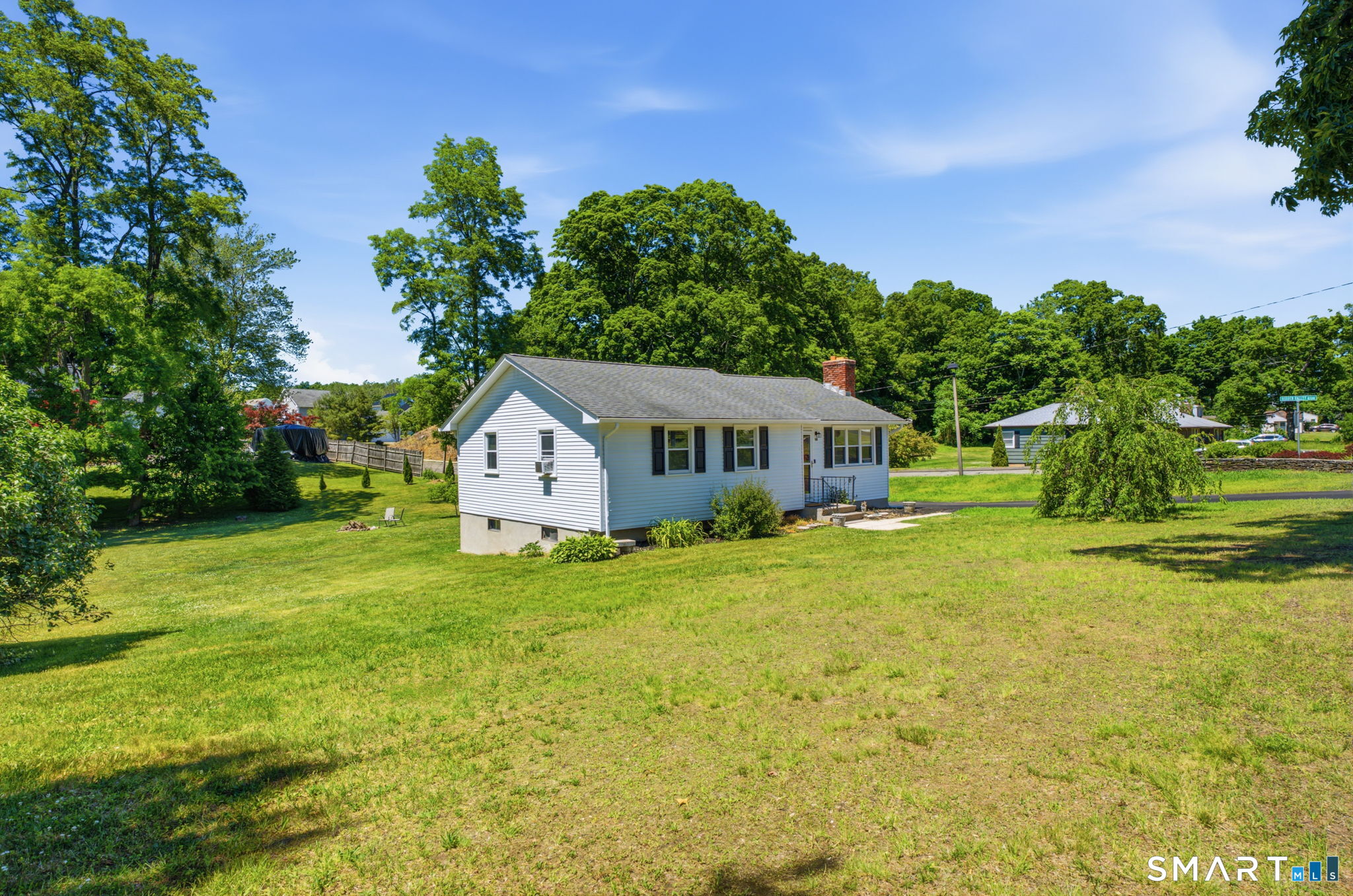 524 Gracey Avenue Meriden, CT 06451 - Photo 34 of 37