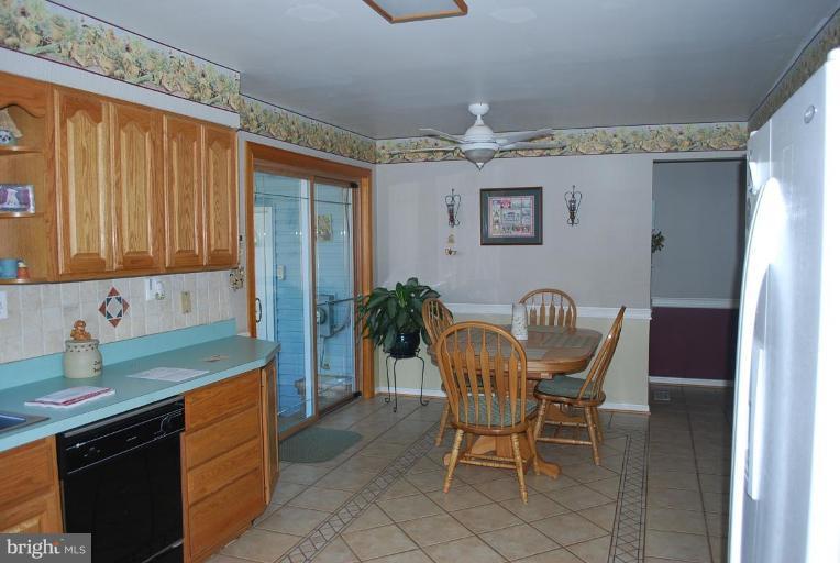 431 Haslett Road Joppa, MD 21085 - Photo 5 of 11 Kitchen