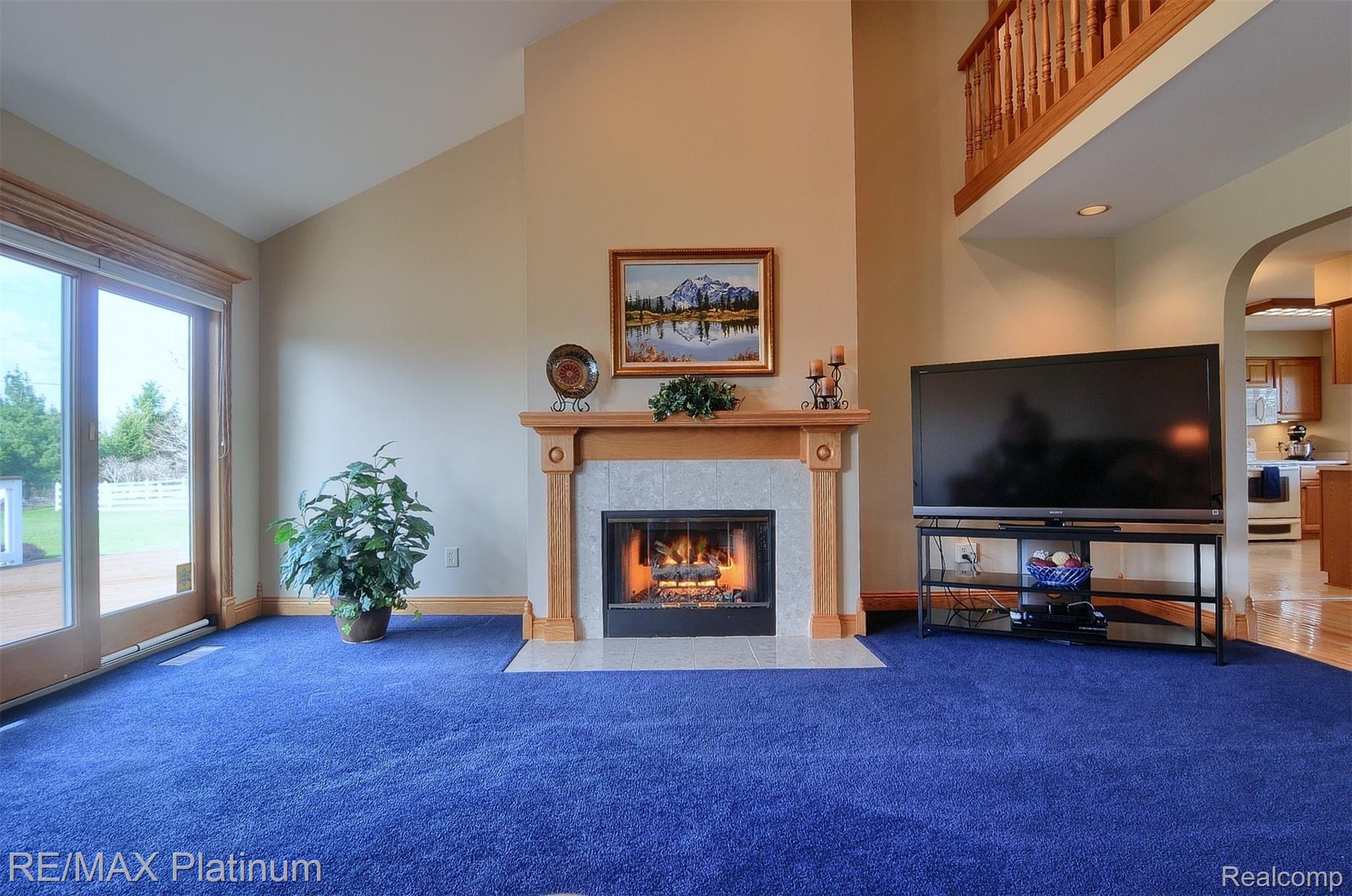 7766 Clyde Road Fenton, MI 48430 - Photo 7 of 31 7-Great Room 3rd View.jpg