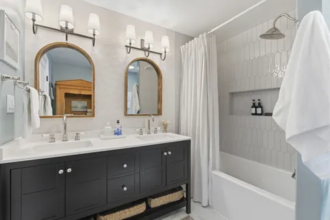 $624,999 | 77 Donelson Street, Nashville, TN 37210