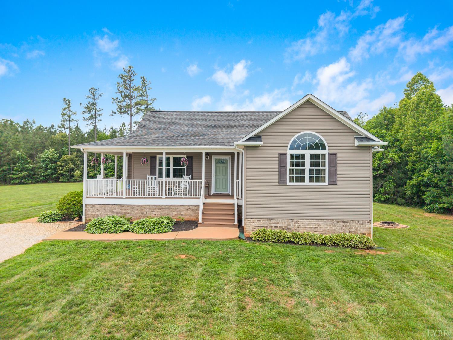3195 Salem Road Spout Spring, VA 24593 - Photo 2 of 43