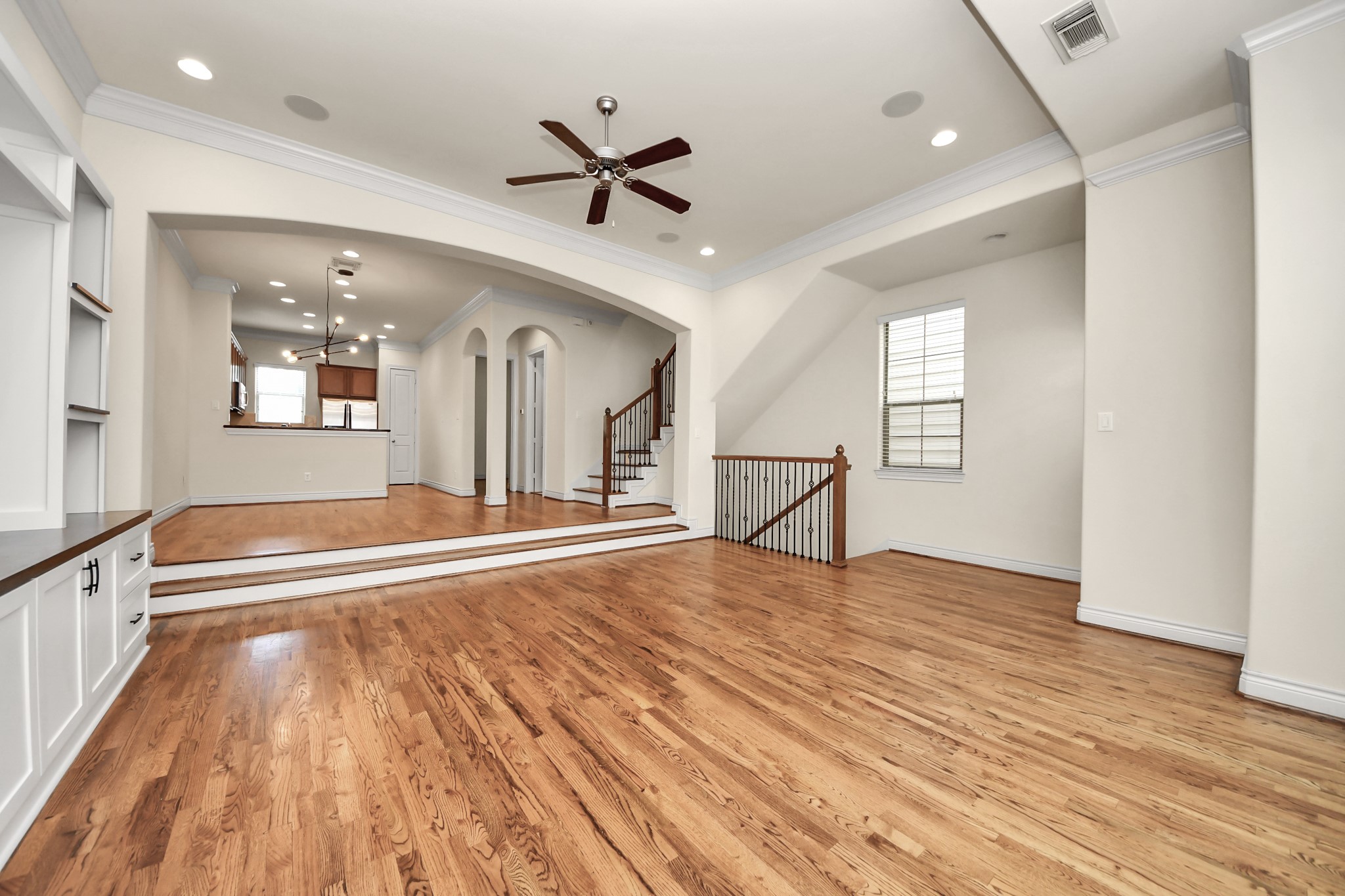3422 Center Street Houston, TX 77007 - Photo 5 of 27 This gives a great idea of layout and stair location.