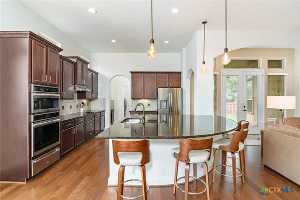$425,000 | 472 Mission Hill Run, New Braunfels, TX 78132