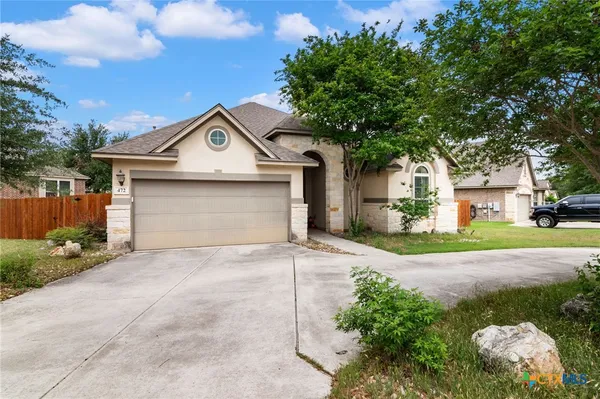 $425,000 | 472 Mission Hill Run, New Braunfels, TX 78132