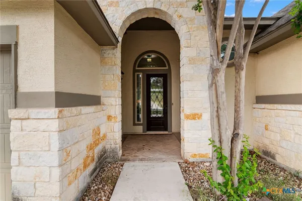 $425,000 | 472 Mission Hill Run, New Braunfels, TX 78132