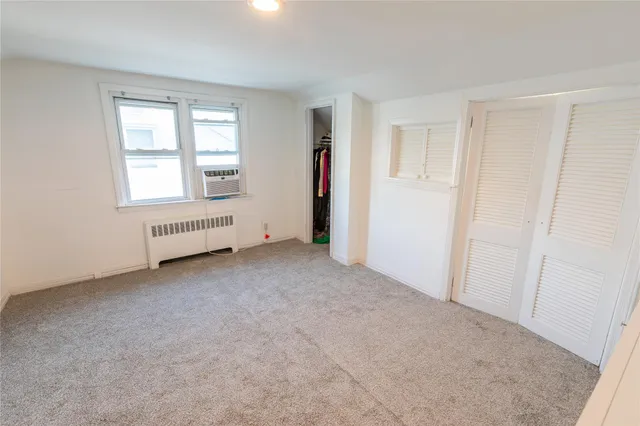 $1,349,999 | 563 Oxford Road, Cedarhurst, NY 11516