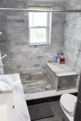 $1,349,999 | 563 Oxford Road, Cedarhurst, NY 11516