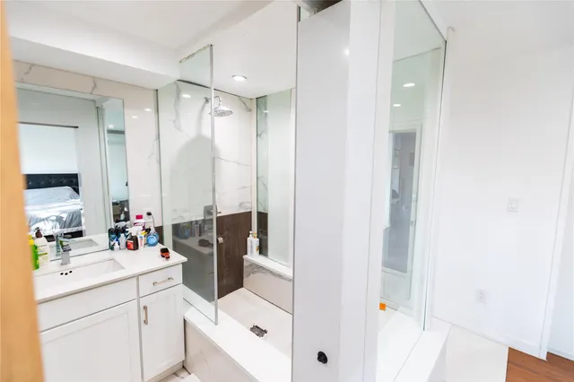 $1,349,999 | 563 Oxford Road, Cedarhurst, NY 11516