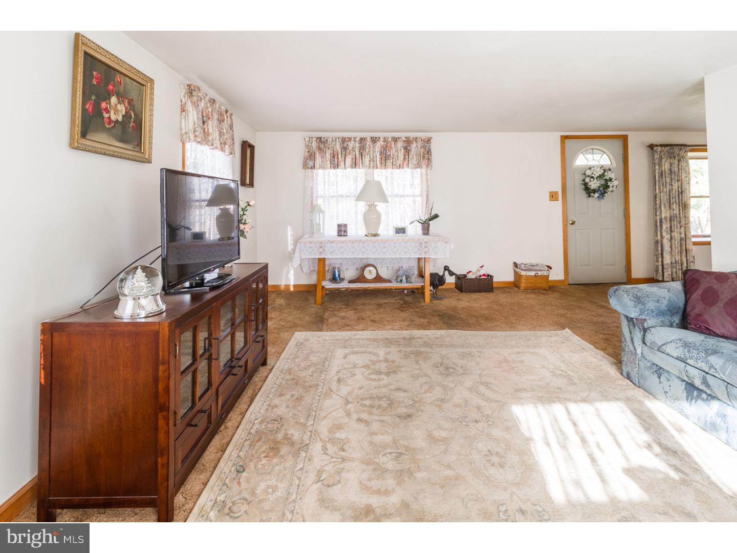 94 Monmouth Road Wrightstown, NJ 08562 - Photo 17 of 25 Gallery Image 17